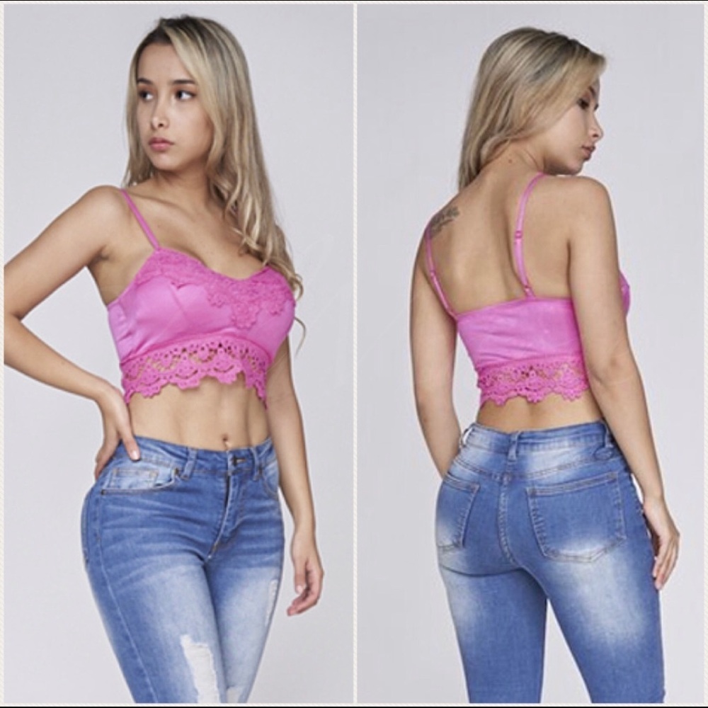 🆕 🎉 Pink Crochet Crop Top/Bralette - Picture 3 of 3